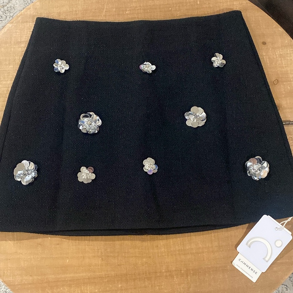 NWT Commense skirt